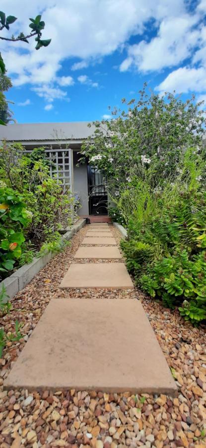 Abigail'S Garden Cottage Montagu Εξωτερικό φωτογραφία